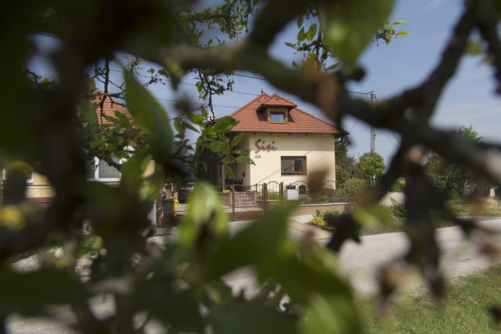 Podhájska Sisi旅馆酒店 外观 照片